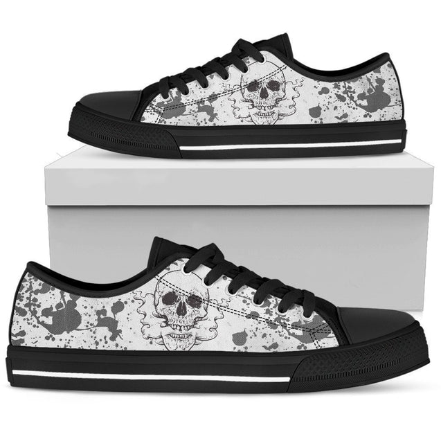 Skull Smoking-shoes-6teenth Outlet-Womens Low Top - Black - Skull smoking-US5.5 (EU36)-Vibe Cosy™