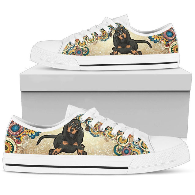 Black and Tan Coonhound Women's Low Top Shoe-6teenth World™-Women's Low Top Shoe-US5.5 (EU36)-Vibe Cosy™