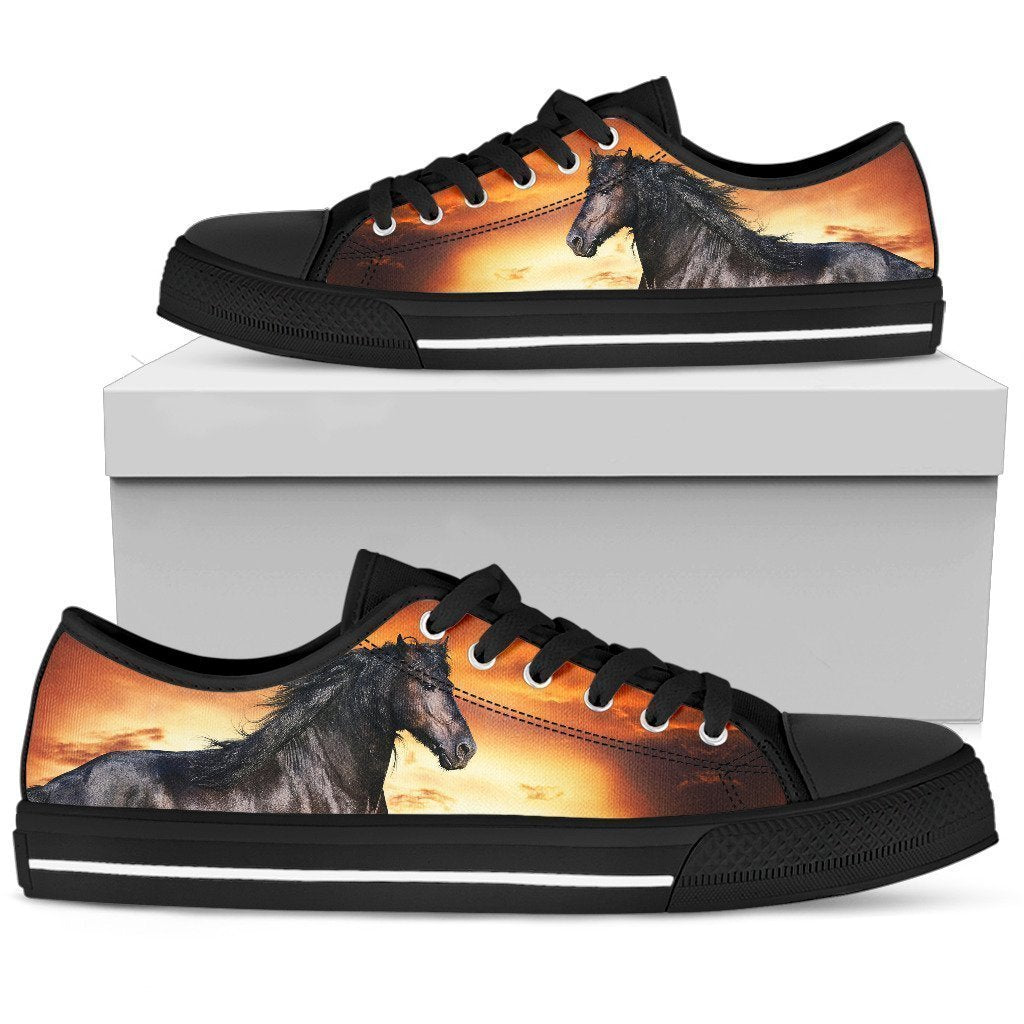 Horse Black Women's Low Top Shoe-6teenth World™-Women's Low Top Shoe-US5.5 (EU36)-Vibe Cosy™