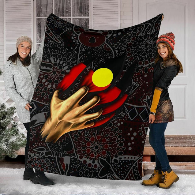 Aboriginal Flag Inside Aboriginal Art Blanket