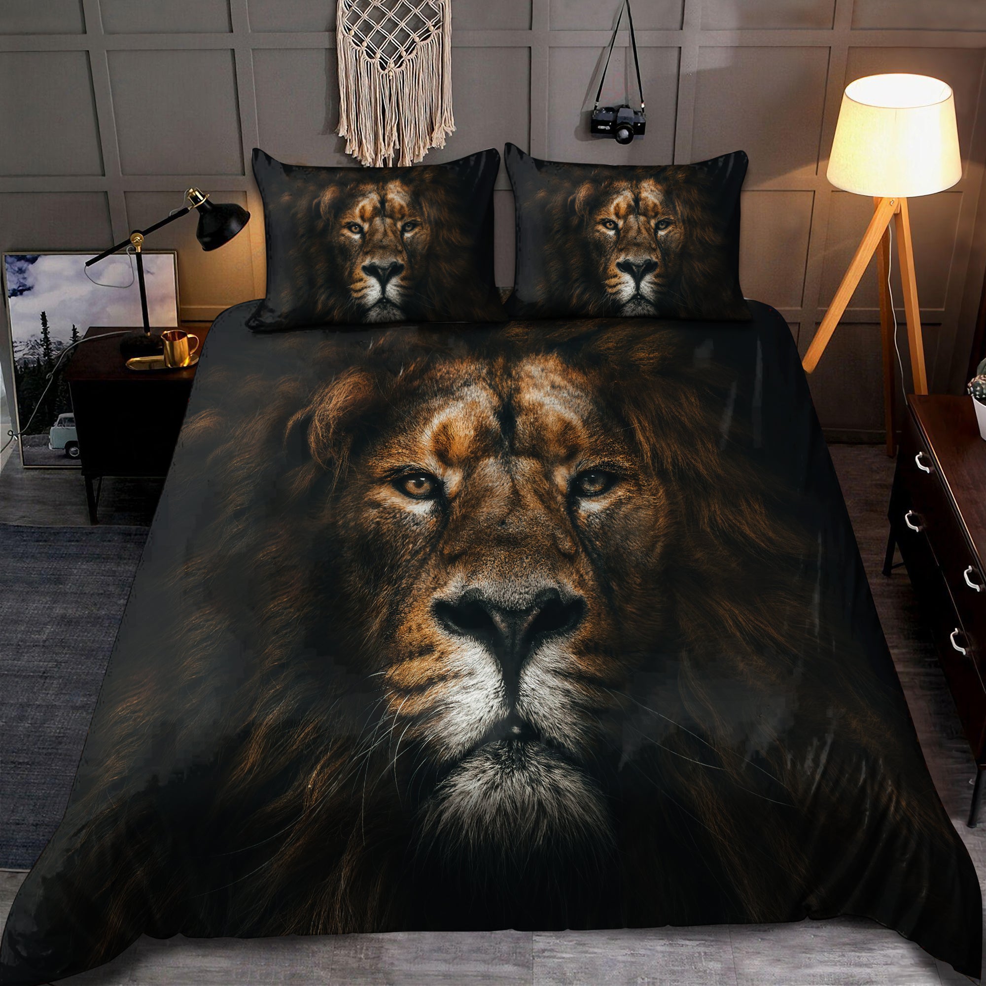 The Silence of Lion Bedding Set