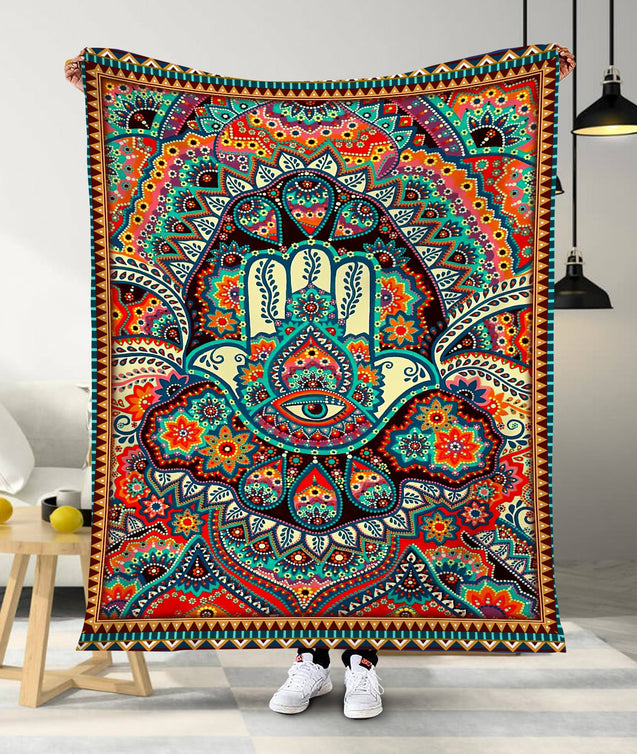 Hamsa Soft and Warm Blanket