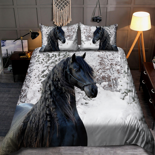 Beautiful Friesian Horse Bedding Set TNA04012104