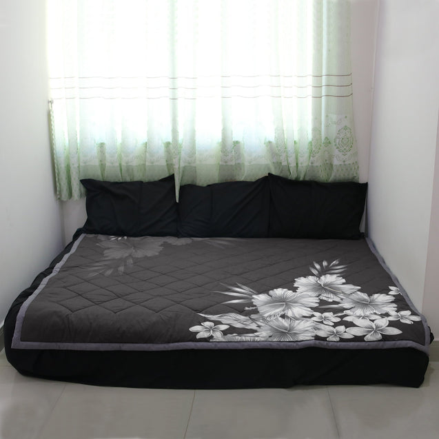 Black&White Hibiscus Quilt Blanket - AH - J4-QUILT BLANKETS-PodEz-Twin-White-100% Cotton-Vibe Cosy™