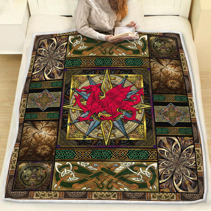 Celtic Compass 3D All Over Printed Quilt