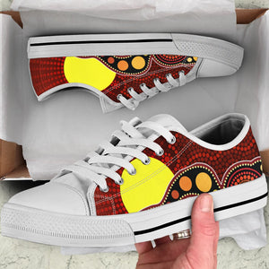 Aboriginal shoes australia colourful painting art Low Top Shoes