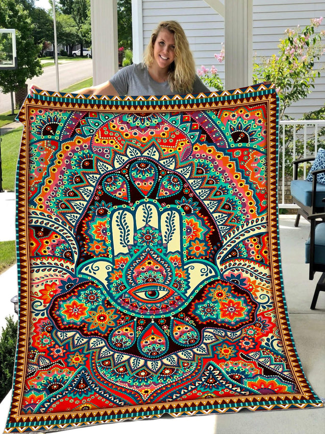 Hamsa Soft and Warm Blanket