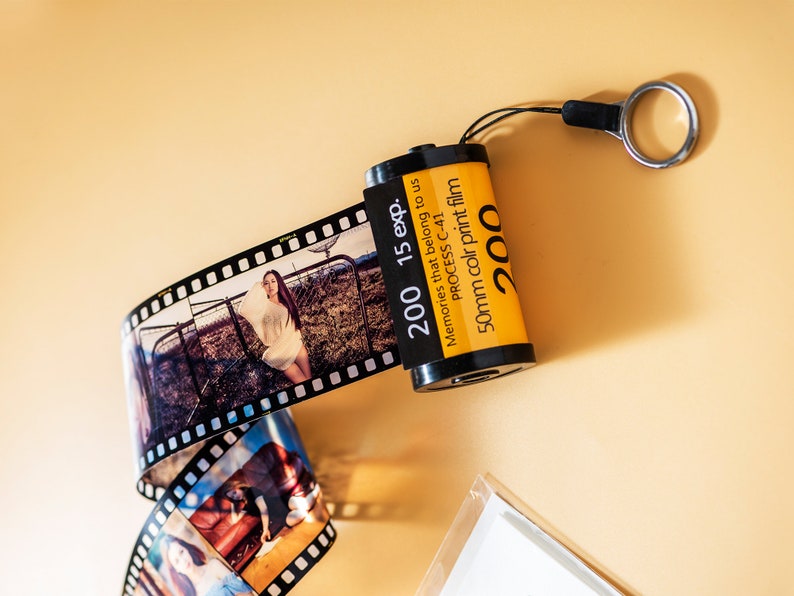 15 Photos Keychain Film PLUS ,Keyring Film Roll PLUS, Photo Film Album