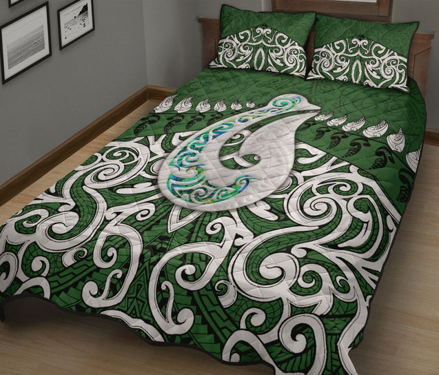 Maori Fish Hook Quilt Bedding Set NTN10132001