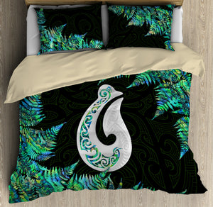 Hei Matau Fish Hook Silver Fern Maori Paua Shell Bedding set