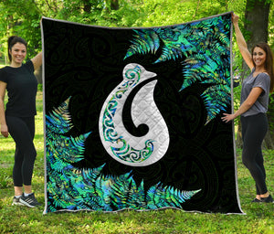 Hei Matau Fish Hook Silver Fern Maori Paua Shell Quilt DL20102010