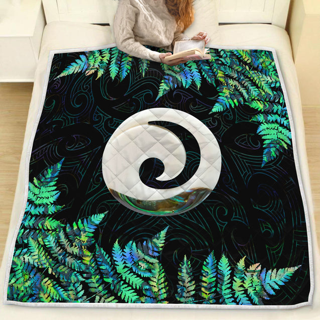 Koru Spiral Silver Fern Maori Paua Shell Quilt