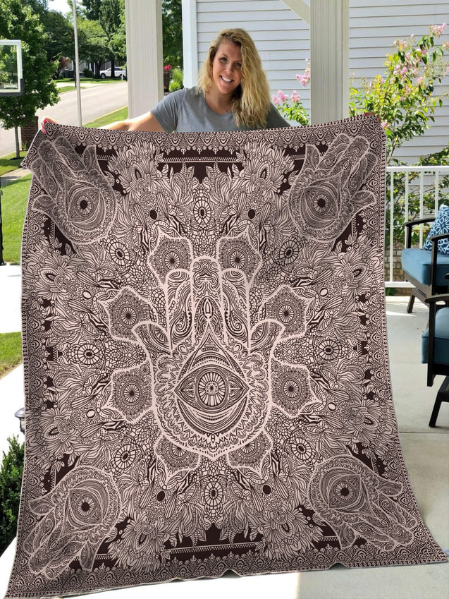 Hamsa Soft and Warm Blanket